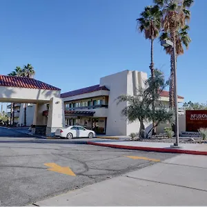 The Infusion Club 2*, Palm Springs USA